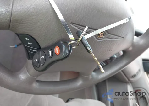 2004 Chrysler Concorde Lx z USA, uszkodzony, nr VIN 2C3HD46R24H682275